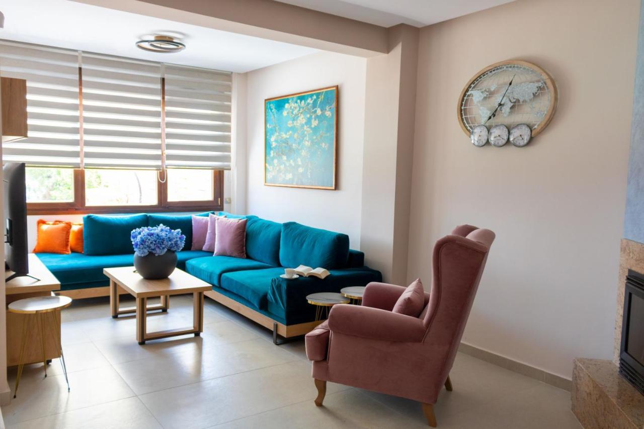 Pefkohori Golden Mountain Beach Villas Bagian luar foto