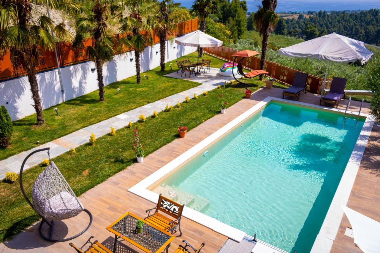 Pefkohori Golden Mountain Beach Villas Bagian luar foto
